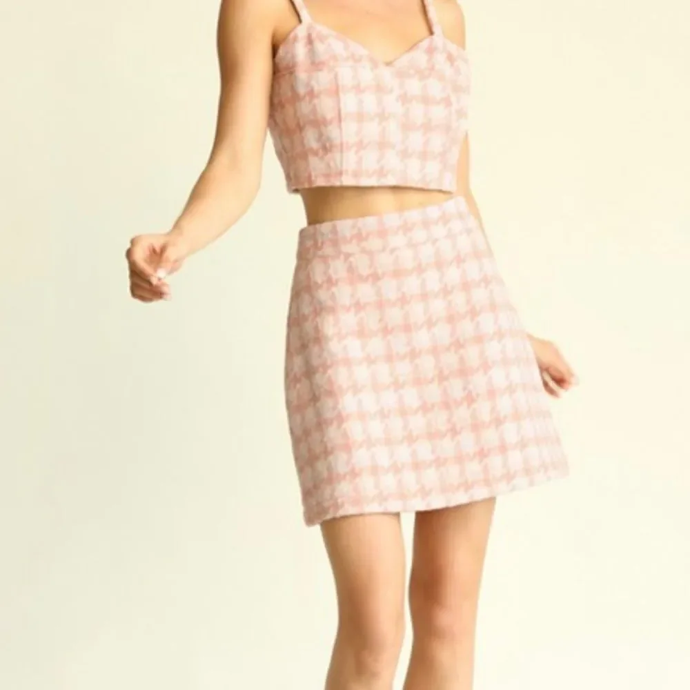 Pink houndstooth skirt set
